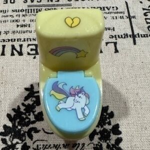 Cute and awesome toilet pencil sharpener